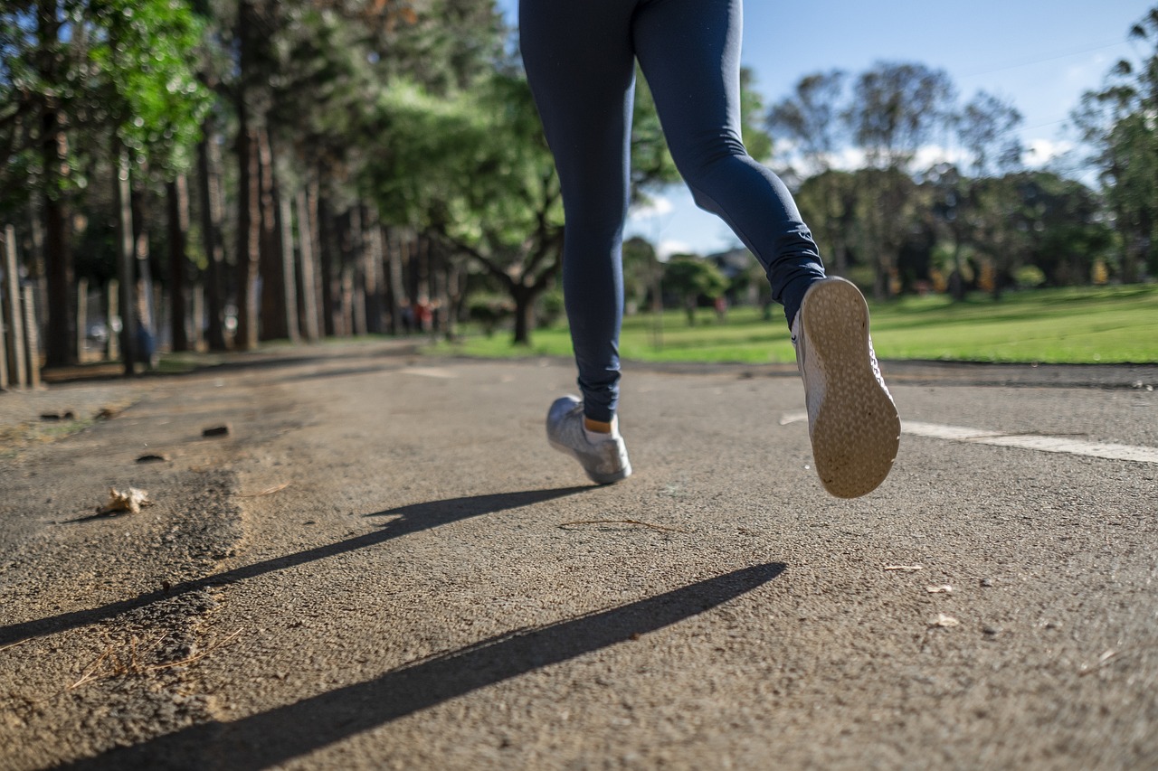 Deporte regular para controlar las hormonas